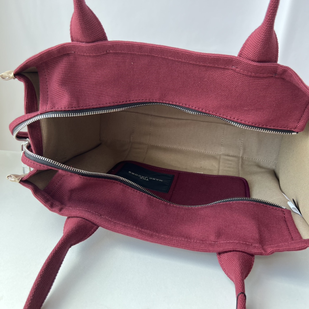 Marc Jacobs Marc Jacobs 2022托秋冬新品，大号尺寸：41*34*15