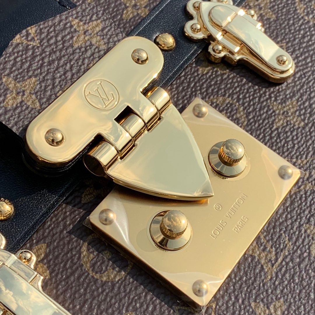 🌼 m45943尺寸20-12.5-5cmLV 🌼PETITE MALLE BOX经典老花拼黑硬盒子包盒