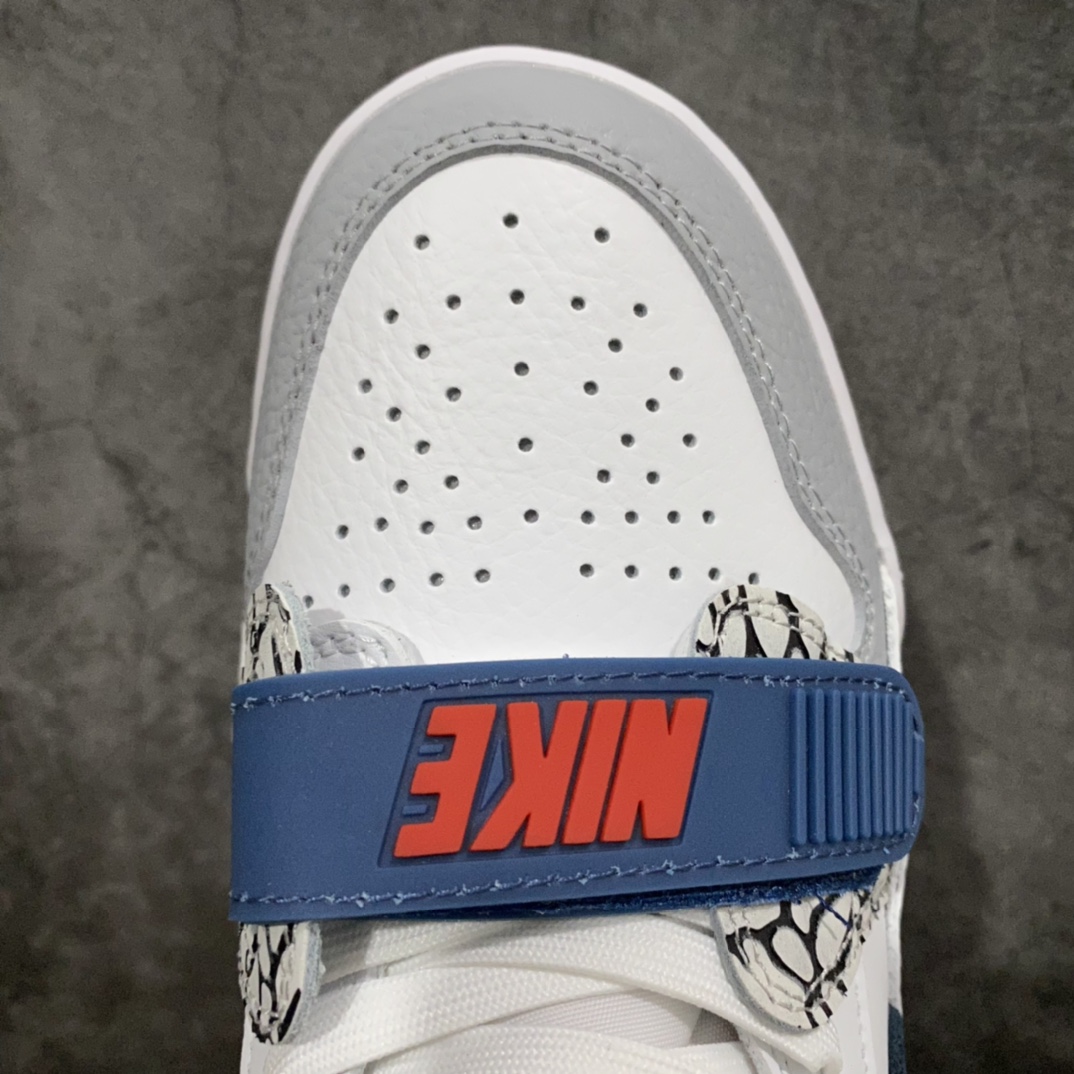 [N version] The strongest pure original Air Jordan Legacy AJ312 low-top white and blue CD7069-104