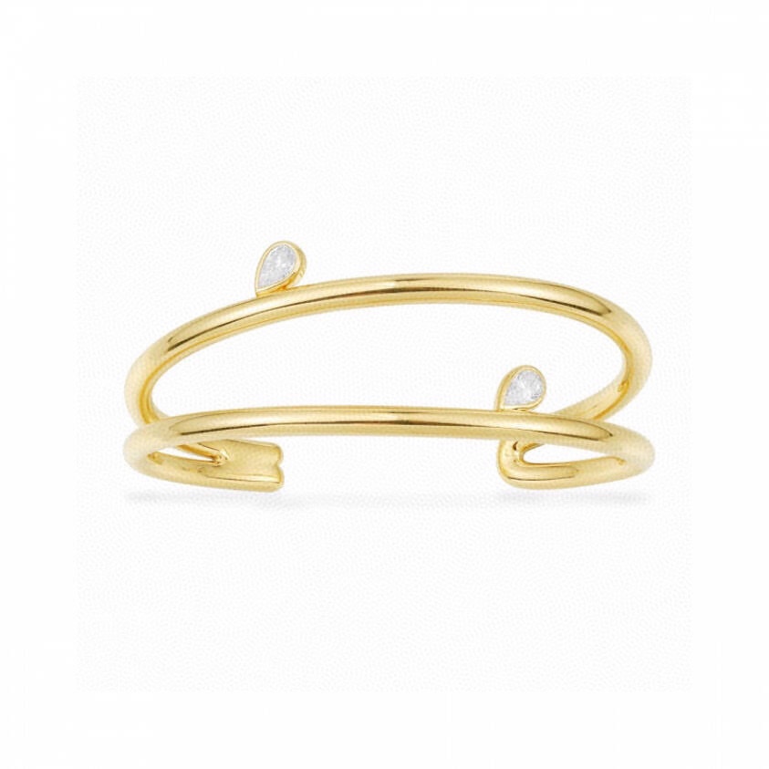 apm pulsera de múltiples anillos abiertos con piedra en forma de pera en oro. Diseño simple de doble vuelta, creando un…
