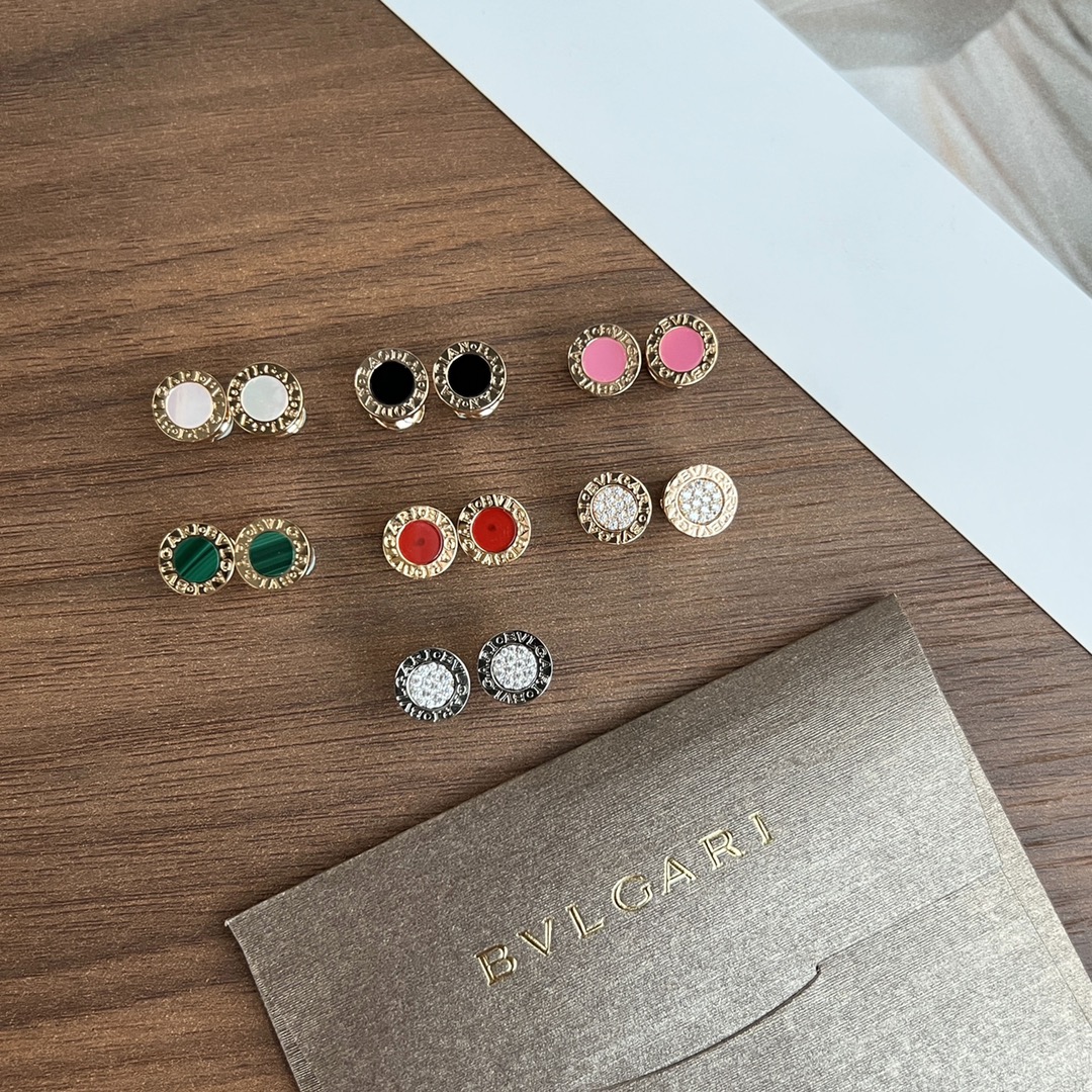 Bvlgari round disc stud earrings earrings v gold