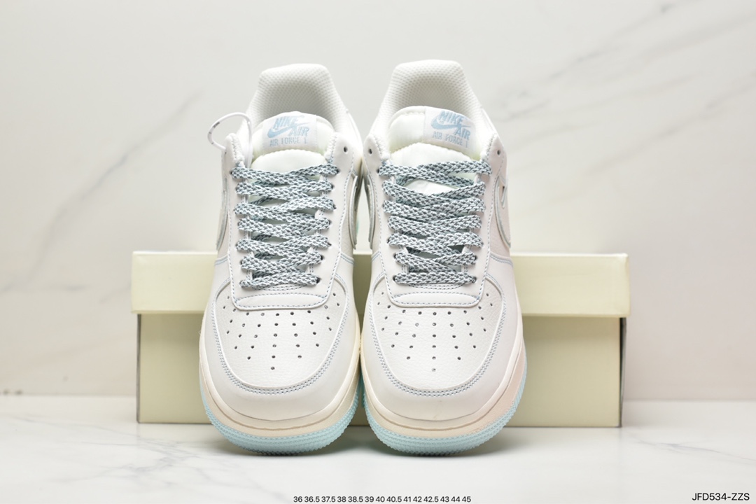 170 洛杉矶潮牌店限量发售 Undefeated x Nike Air Force 1 Low 冰蓝色 HL5696-789