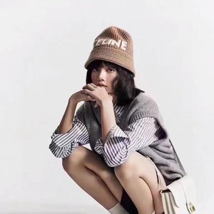 Celine Hats Knitted Hat Unisex Fall/Winter Collection