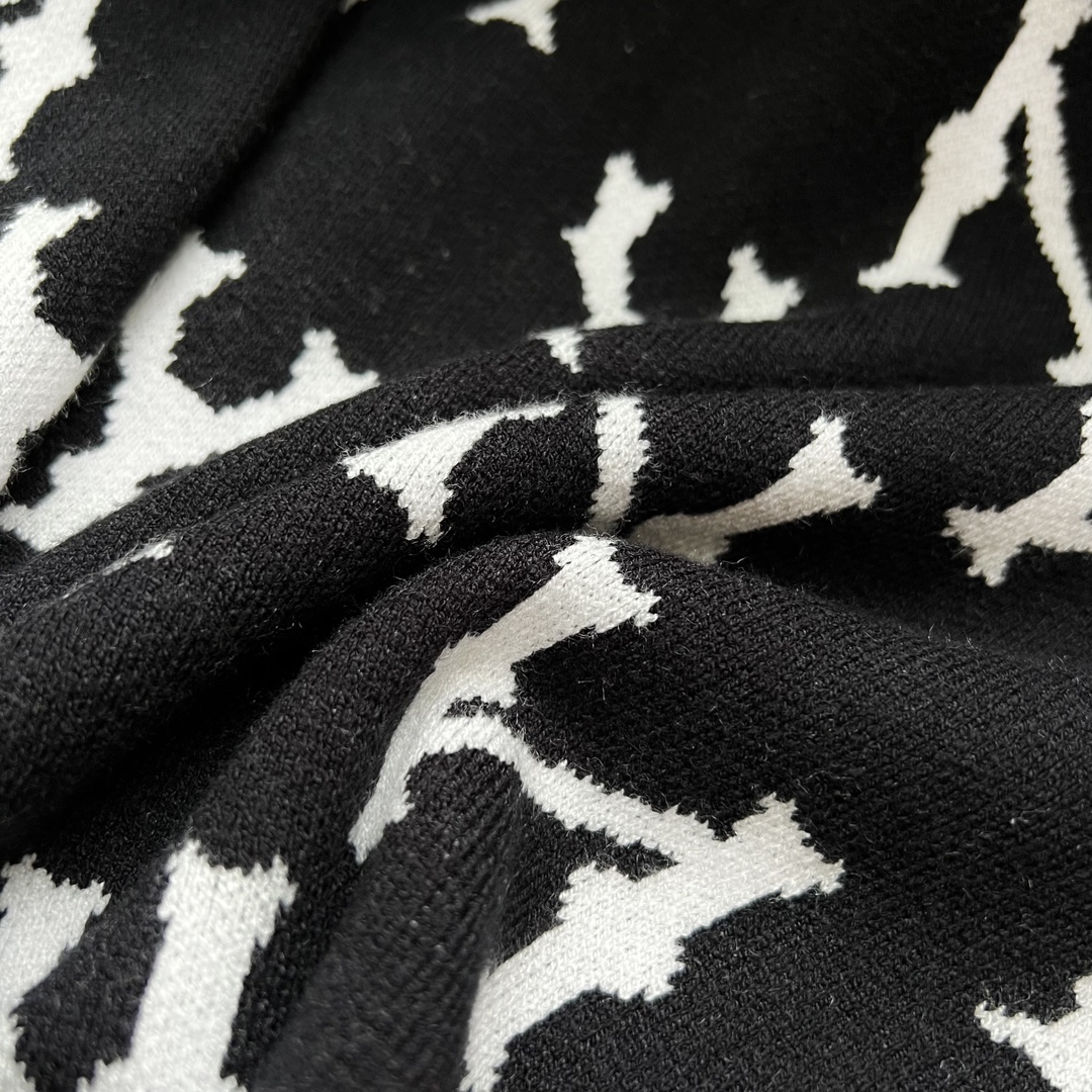 Luxurious MLB Collection with Classic Colors and Oversized Fit Options - 图片 7