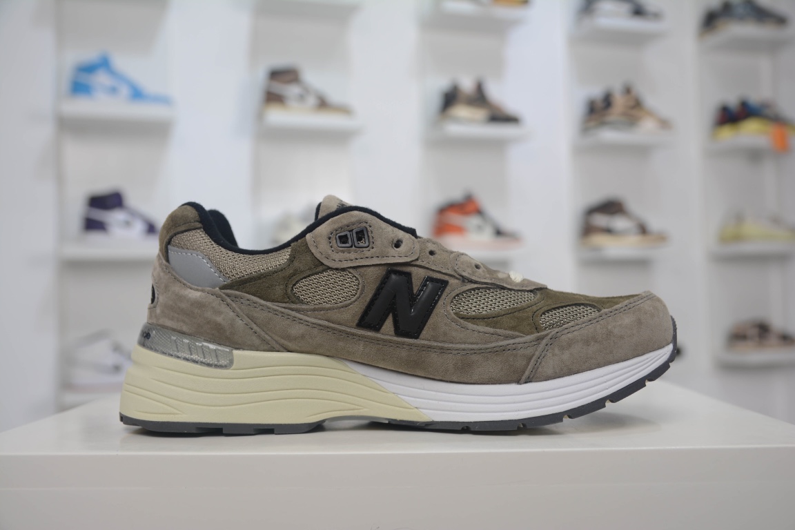 320 总裁纯原版本 New Balance M992 J2