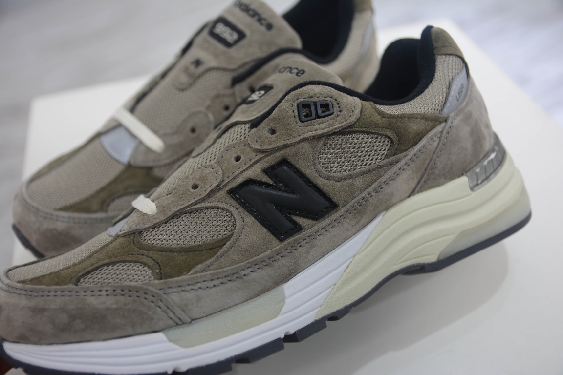 320 总裁纯原版本 New Balance M992 J2