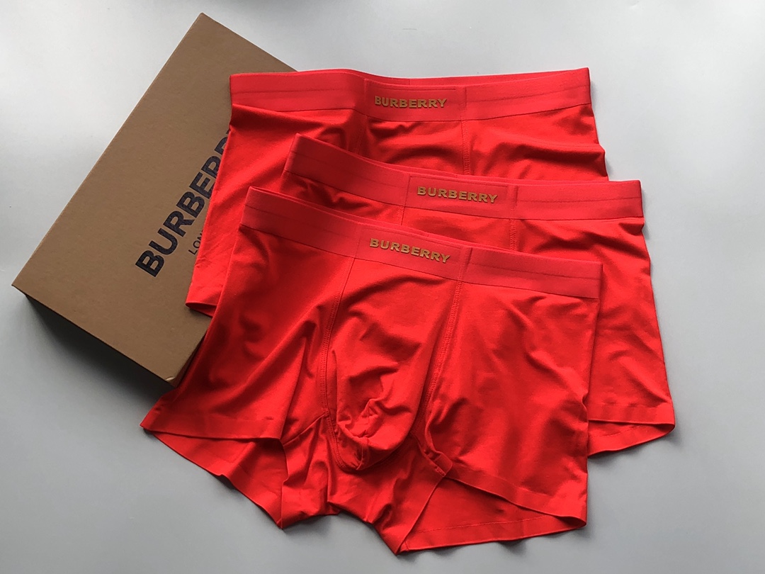 BURBERRY（巴宝莉）码：L一3XL 专柜最新款，绝对的原单品质，无缝切割工艺 科学配 92%莫代尔