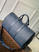 Louis Vuitton LV Keepall Travel Bags Blue Cowhide M21420