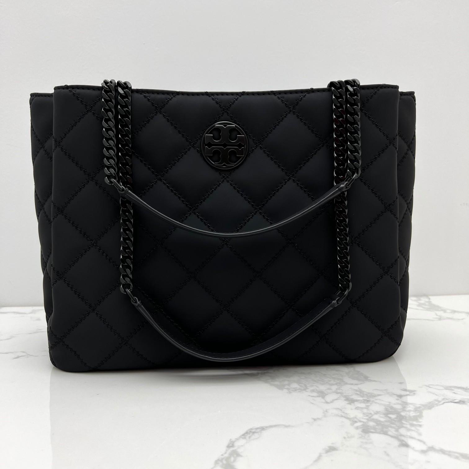 Tory Burch ～142312#最新款 手提包 单肩包 磨沙皮 菱格车线工艺 袋口有磁扣 内部三袋分区