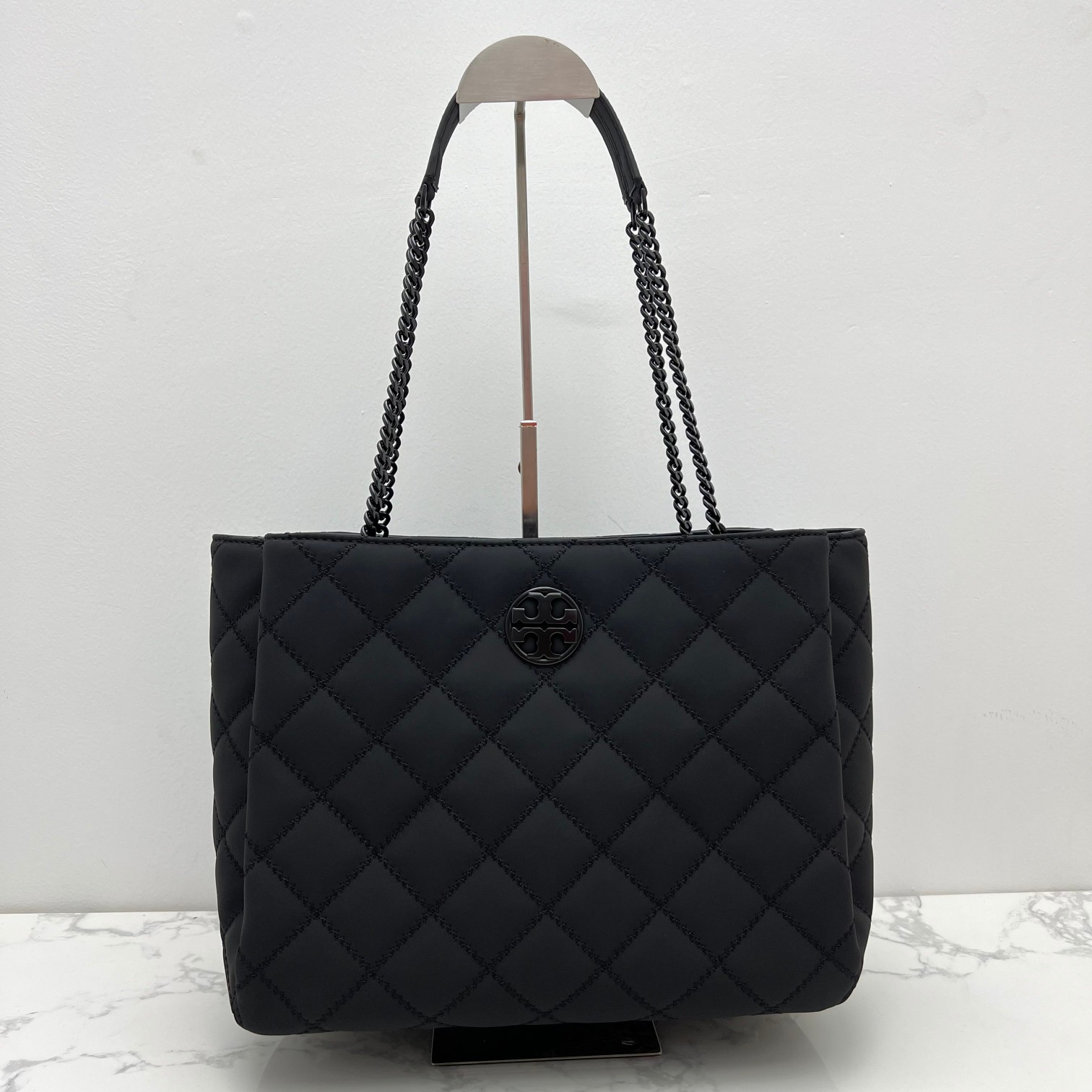 Tory Burch ～142312#最新款 手提包 单肩包 磨沙皮 菱格车线工艺 袋口有磁扣 内部三袋分区