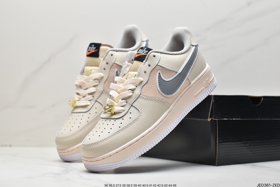 150 耐克Nike Air Force 1’07 Low空军一号经典低帮百搭休闲运动板鞋 DM9051-001