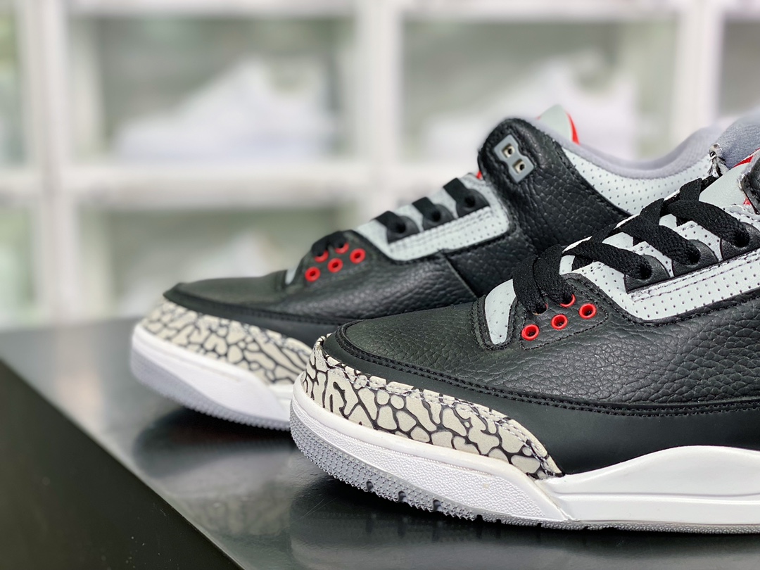 300 Air Jordan 3 Retro OG”Black Cement”迈克尔·乔丹AJ3代中帮“黑水泥爆裂纹”854262-001