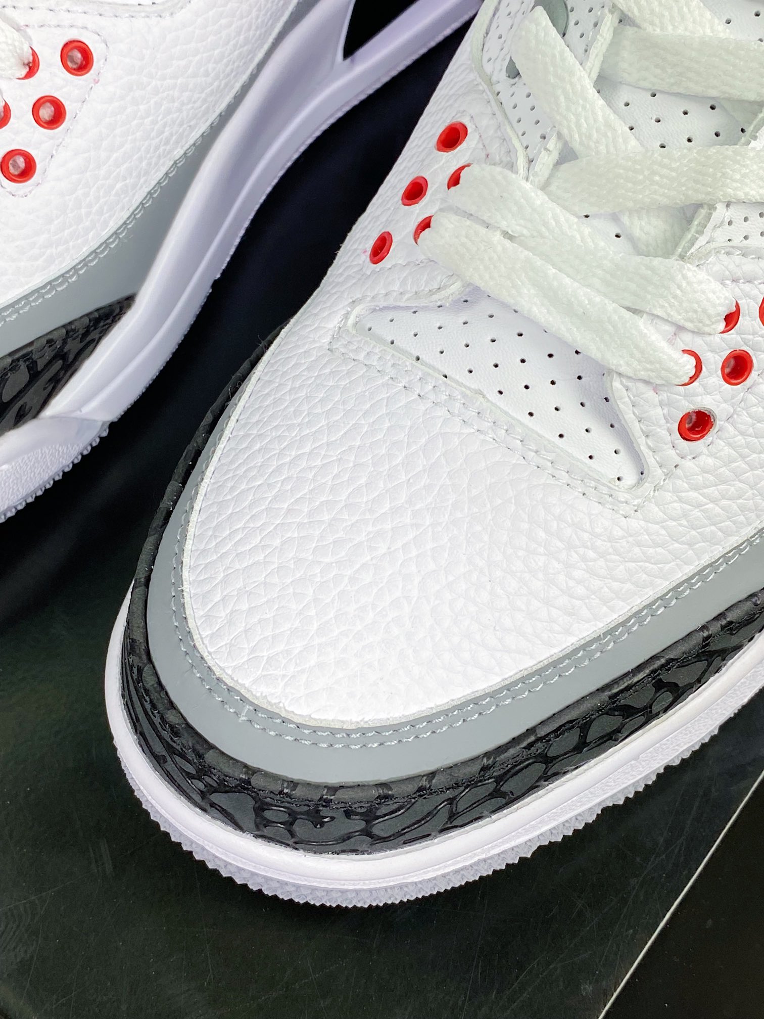300 Air Jordan 3 Retro NRG”Tinker ”迈克尔·乔丹AJ3代中帮篮球鞋“手稿白水泥钩子 ”AQ3835-160