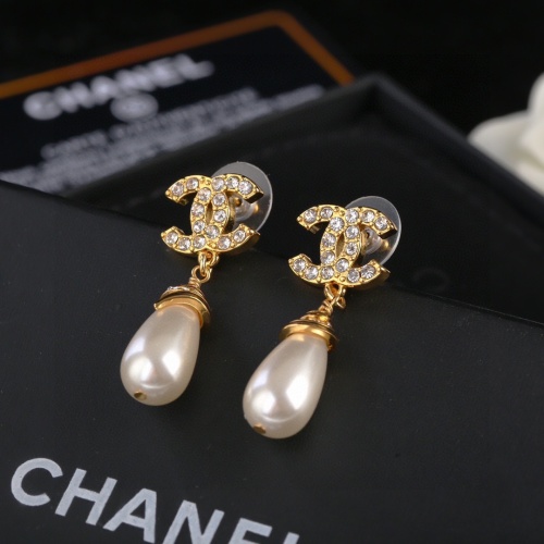 Elegant Chanel Pearl Drop Earrings - Exquisite Design & Craftsmanship