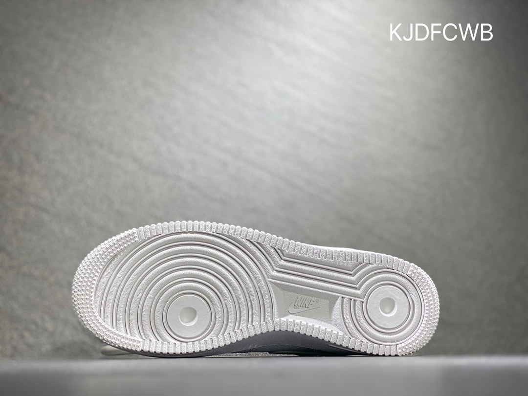 260 Nike Air Force 1 空军一号 MK0619-211