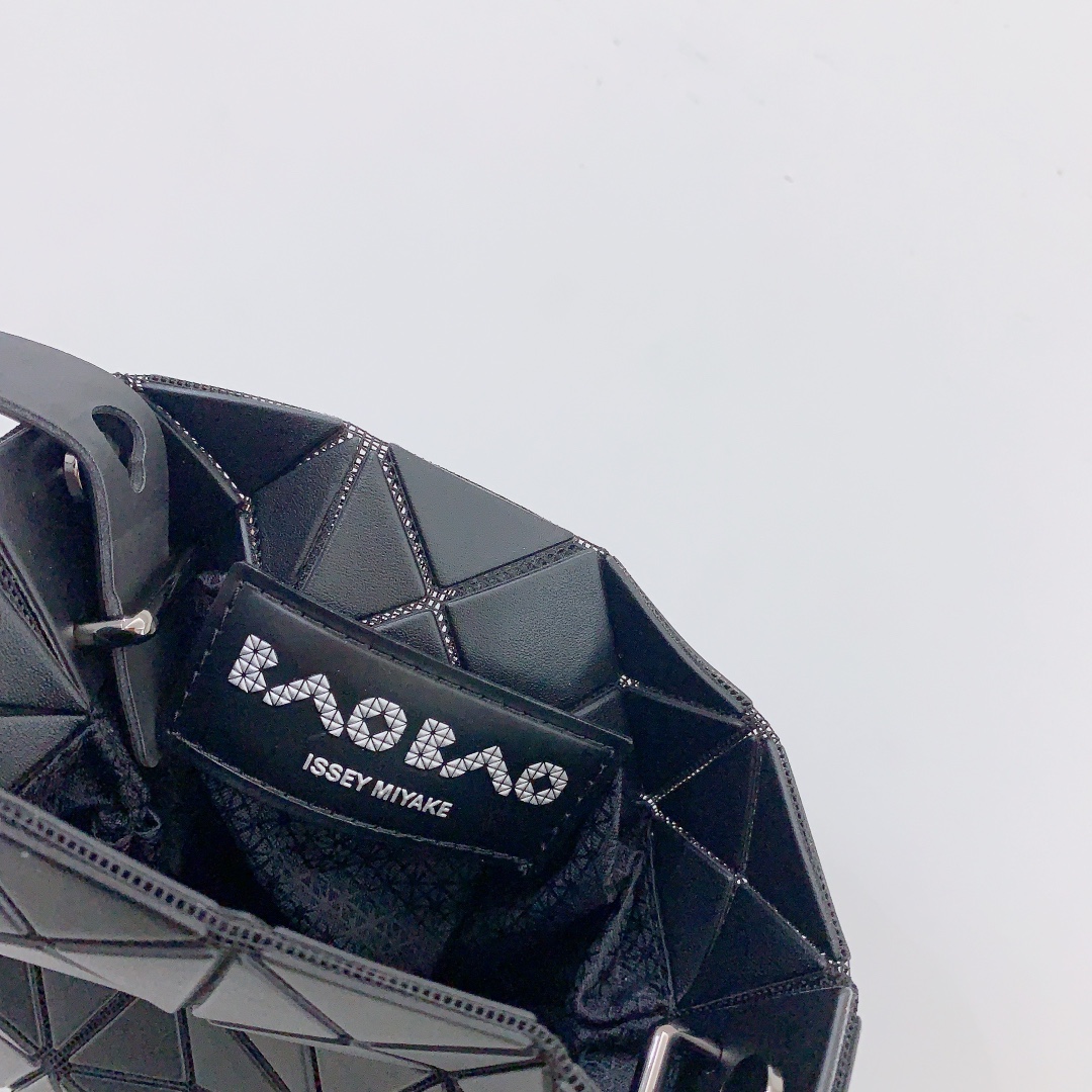 Issey Miyake BAO BAO Box Bag - Matte Black, Adjustable Straps 10 i1669794061 7202 8