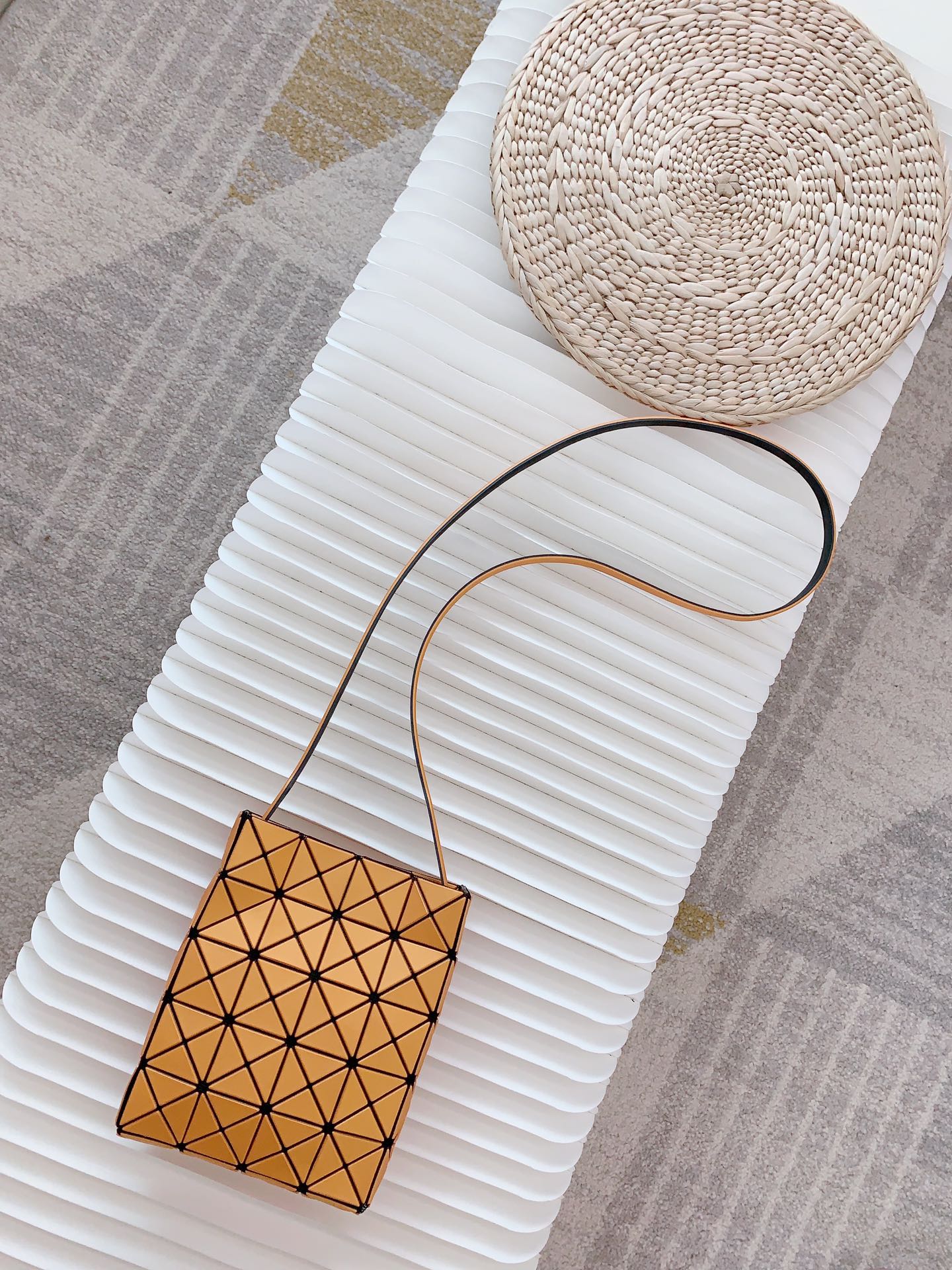 Issey Miyake BAO BAO Matte Orange Box Crossbody Bag BB23 6 i1669794758 7051 4