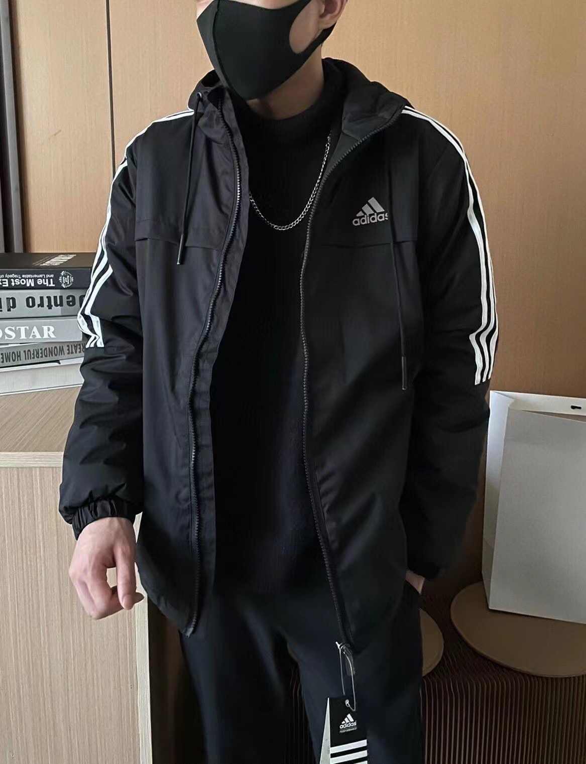 ¥包邮的大棉服
给男朋友一起买 !!

穿个三年五年都不会过时的款式
¥包邮还有什么好考虑的 ??
低于成本价甩卖 晚点就开始断色断码了 
妈呀现在订单量真的激动到我手抖
这件就是值值值