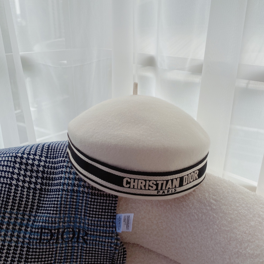 Dior迪奥22新款羊毛贝雷帽