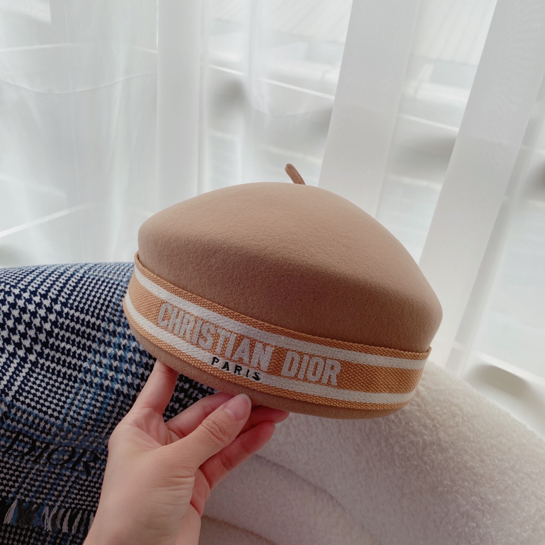 Dior迪奥22新款羊毛贝雷帽