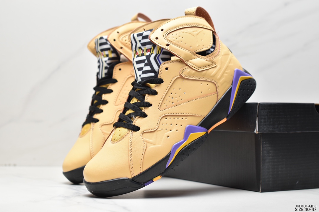 170 Trophy Room x Air Jordan 7 高帮 联名浅棕红 DM1195-474