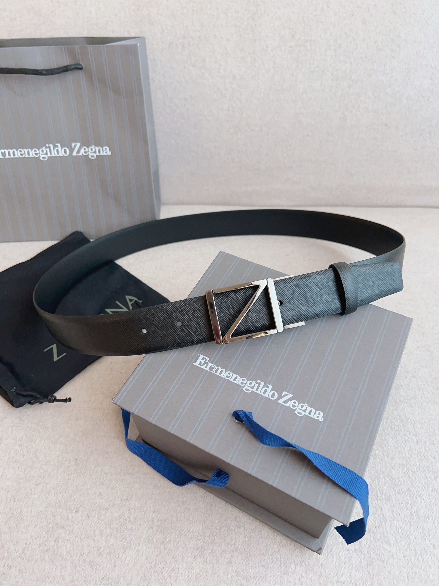 Ermenegildo Zegna 杰尼亚Ermenegildo Zegna优雅随心 诠释当代绅士风范
