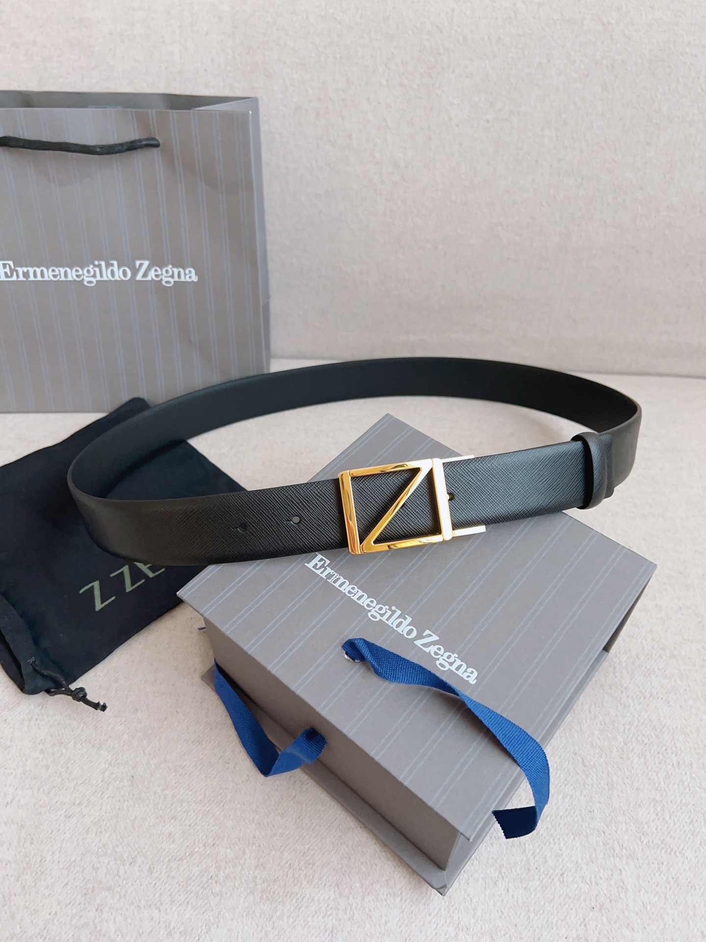 Ermenegildo Zegna 杰尼亚Ermenegildo Zegna优雅随心 诠释当代绅士风范