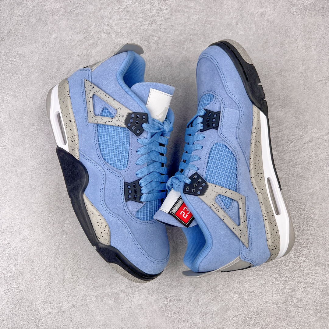 图片[3]-💰460 ＃GX Air Jordan AJ4 Retro SE \”University Blue\”大学蓝 货号：CT8527-400 圈内最强四代 独家外贸特供尺码含 45.5 49.5 50.5 耗时半年巨作 全套原纸板楦头开发 原厂特供皮料加持 确保原汁原味 完美呈现四代版型 一比一鞋头弧度高度鞋身弧度 数据细节工艺流程均保持原鞋一致 原厂TPU网格鞋带扣 正确内里网布 菱角分明不变形无多余毛边 柔软性质感一致于原鞋 市场唯一原厂鞋扣模具 背面可见隐藏注塑口 原厂织唛标 原厂飞人电绣工艺 尾指中部跳三针 独家绑鞋带手法 印刷中底布 四线拉帮 米色美纹纸贴合固定 进口港宝加持 后跟自然饱满 全鞋荧光划线卡点 追求极致完美 每一双都是工艺品 多重QC质检 超越公司货的品控标准 实实在在的免检产品 尺码：40 40.5 41 42 42.5 43 44 44.5 45 45.5 46 47.5 48.5 49.5 50.5 编码：by5936030-运动鞋