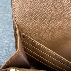Hermes Constance 原单 P 型号:539手掌纹金扣 size:22*11cm 爱马仕🇫🇷海外🇫🇷进口牛 Hermes Constance 原单 P 型号:539手掌纹金扣 size:22*11cm 爱马仕🇫🇷海外🇫🇷进口牛