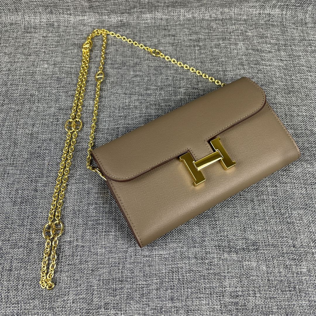 Hermes Constance 原单 。 型号:539-1手掌纹金扣 size:22*11cm 爱马仕🇫🇷海外🇫🇷进 Hermes Constance 原单 。 型号:539-1手掌纹金扣 size:22*11cm 爱马仕🇫🇷海外🇫🇷进