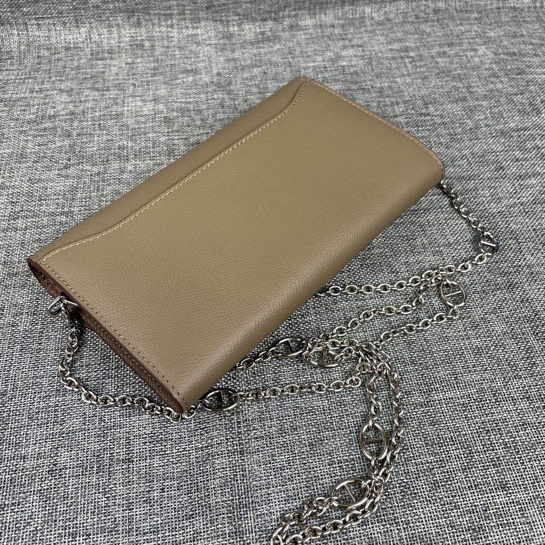 Hermes Constance 原单 。 型号:539-1手掌纹银扣 size:22*11cm 爱马仕🇫🇷海外🇫🇷进 Hermes Constance 原单 。 型号:539-1手掌纹银扣 size:22*11cm 爱马仕🇫🇷海外🇫🇷进