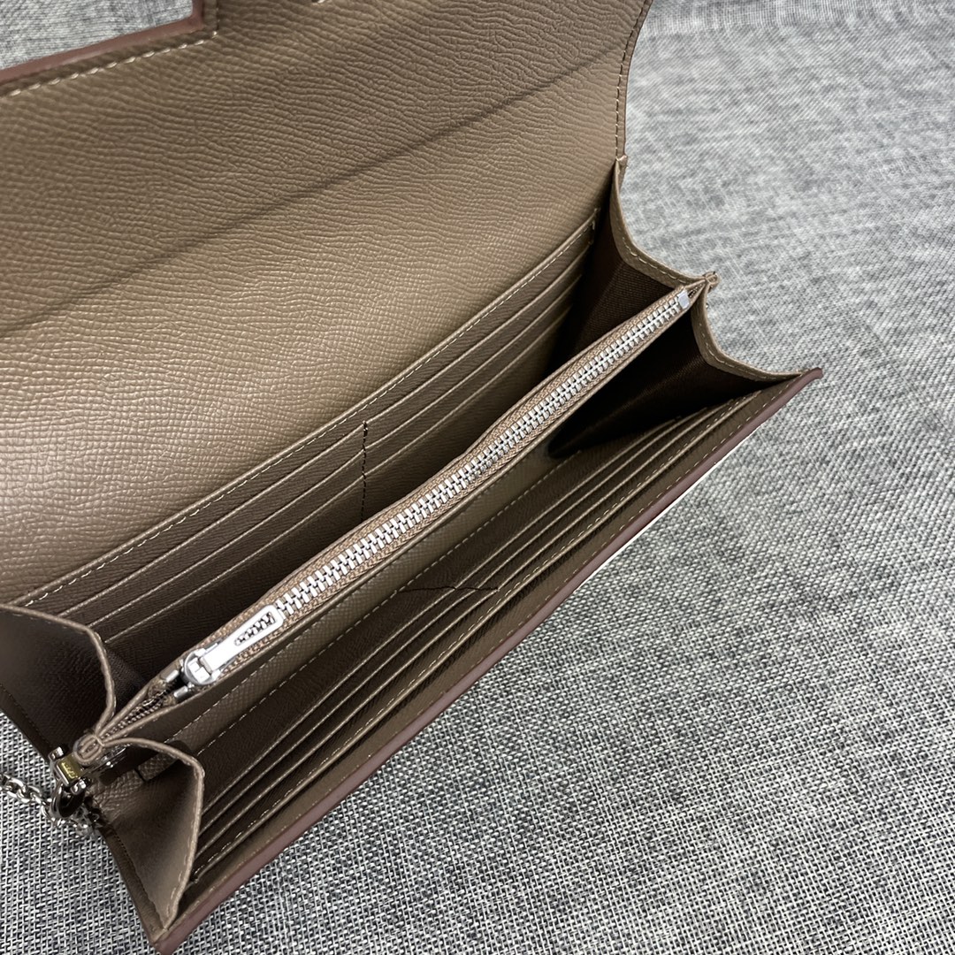 Hermes Constance 原单 。 型号:539-1手掌纹银扣 size:22*11cm 爱马仕🇫🇷海外🇫🇷进 Hermes Constance 原单 。 型号:539-1手掌纹银扣 size:22*11cm 爱马仕🇫🇷海外🇫🇷进