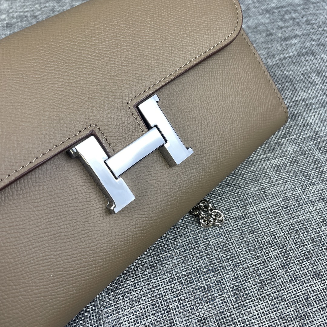 Hermes Constance 原单 。 型号:539-1手掌纹银扣 size:22*11cm 爱马仕🇫🇷海外🇫🇷进 Hermes Constance 原单 。 型号:539-1手掌纹银扣 size:22*11cm 爱马仕🇫🇷海外🇫🇷进
