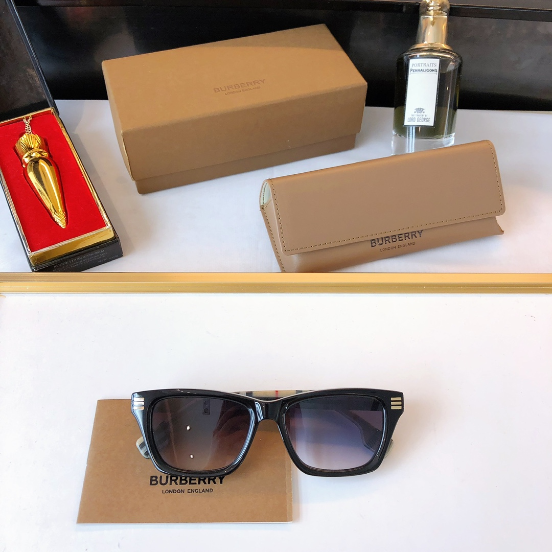 Burberry巴宝莉立体小框男女通用太阳眼镜