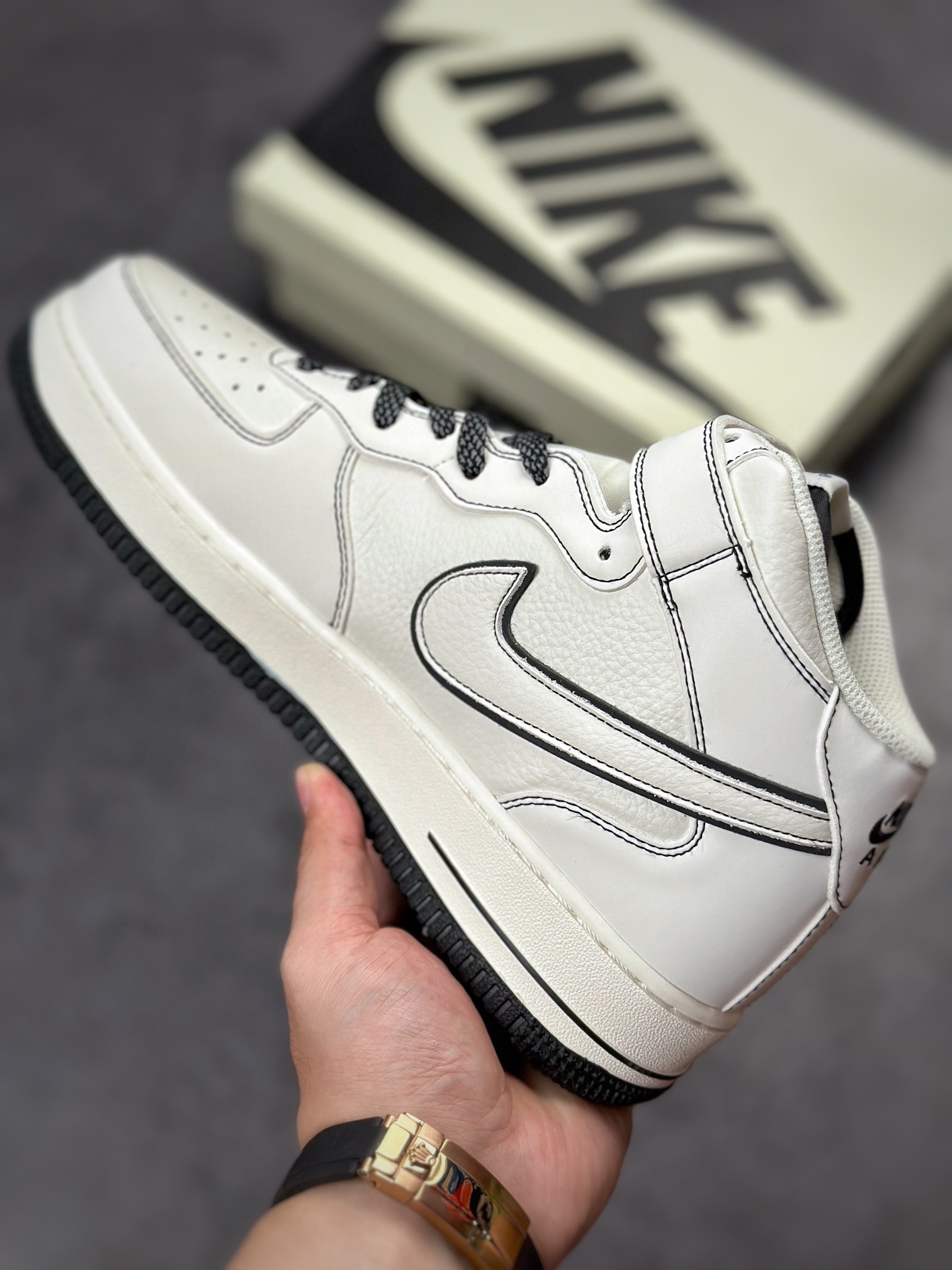 250 Nike Air Force 1 Mid Undefeated 夜魔侠GB5969-001