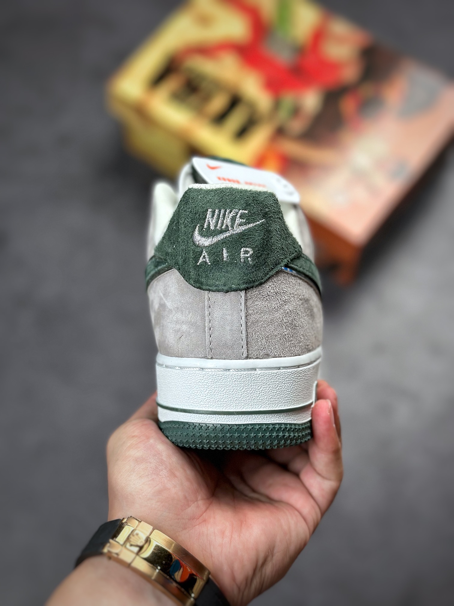 250 Nike Air Force 1 Low 07 SU19 麂皮灰绿 DF3966-723