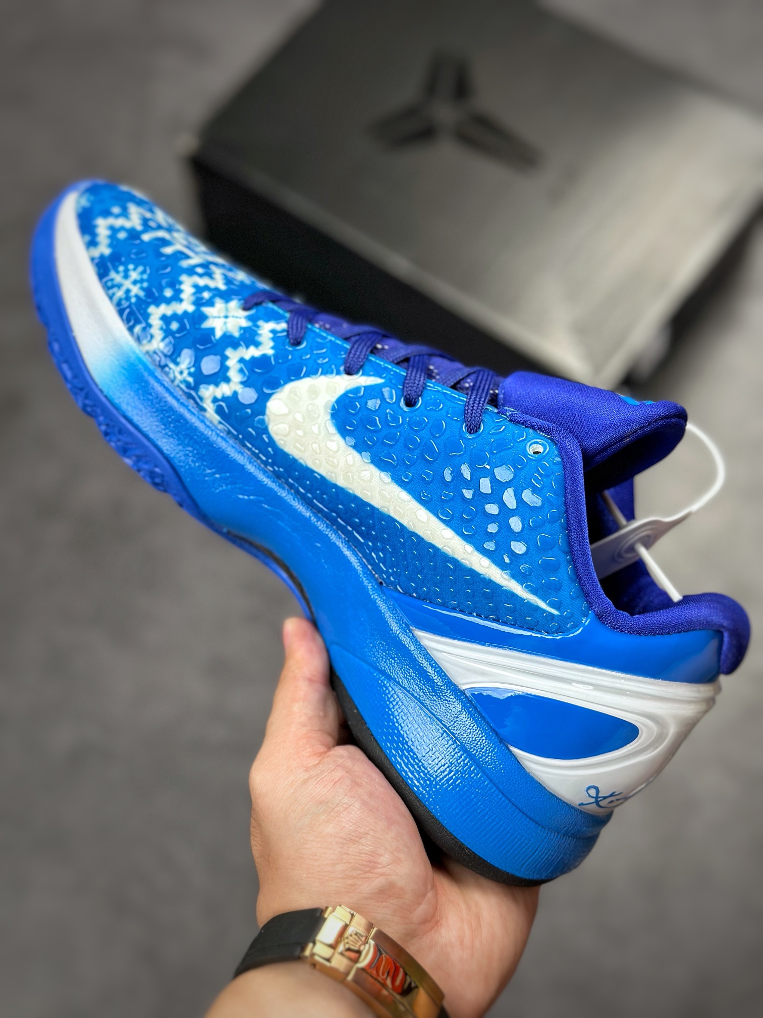 300 Nike Kobe 6 Protro 耐克 科比6代 低帮白蓝 CW2190-111