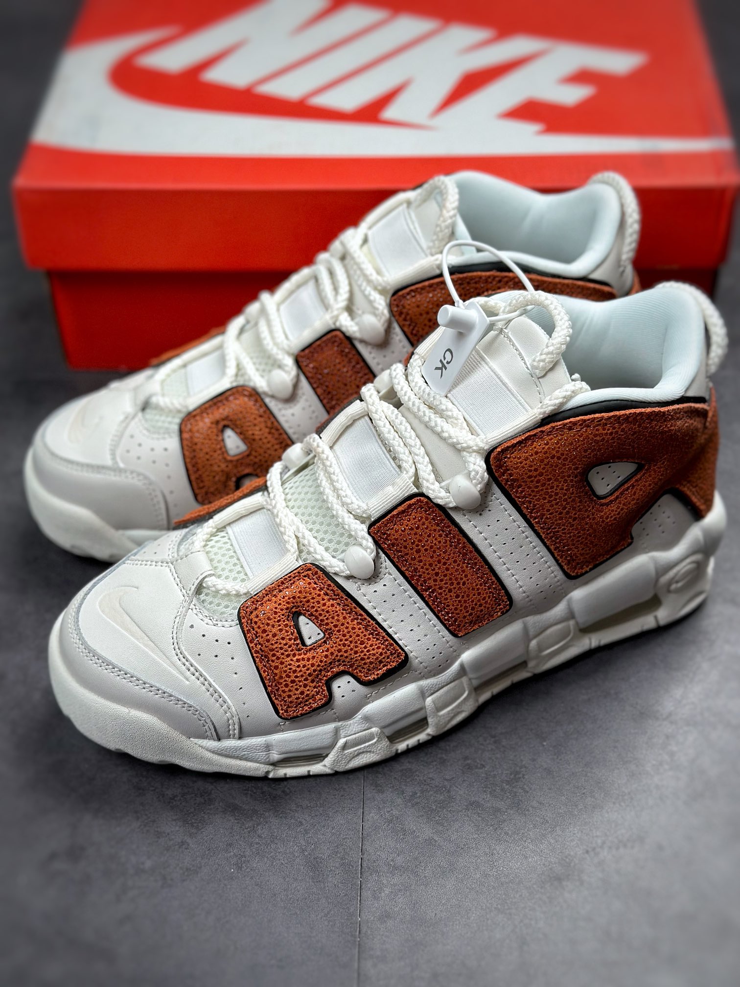 260 Air More Uptempo 纯原白褐 DZ5227-001