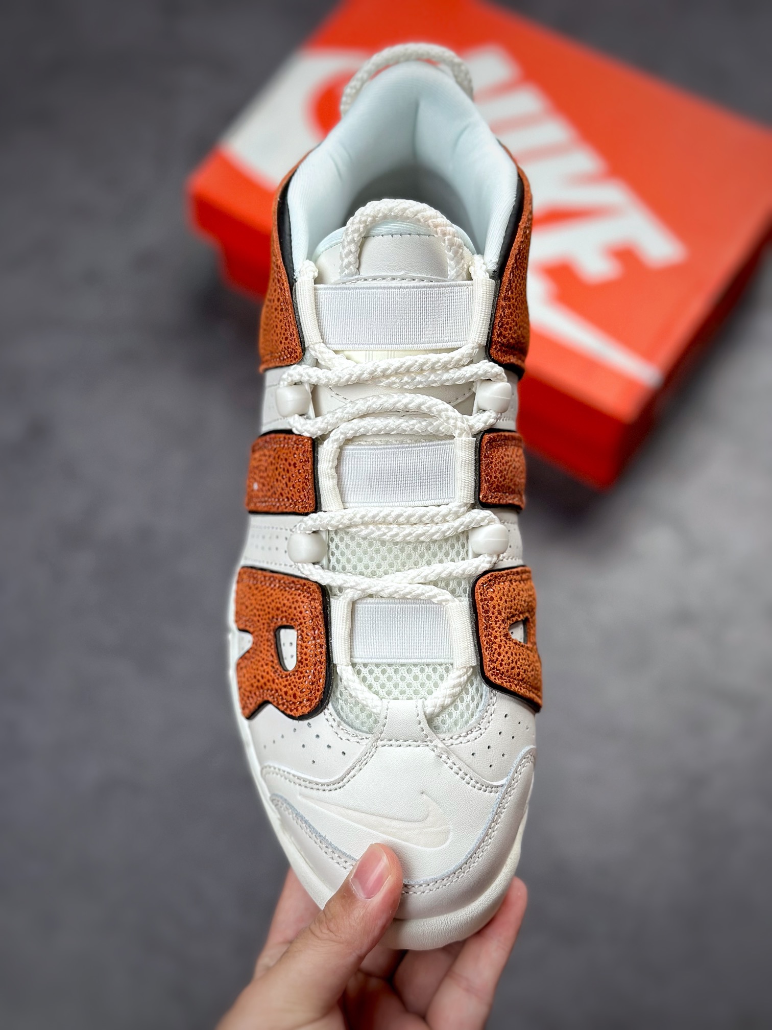 260 Air More Uptempo 纯原白褐 DZ5227-001
