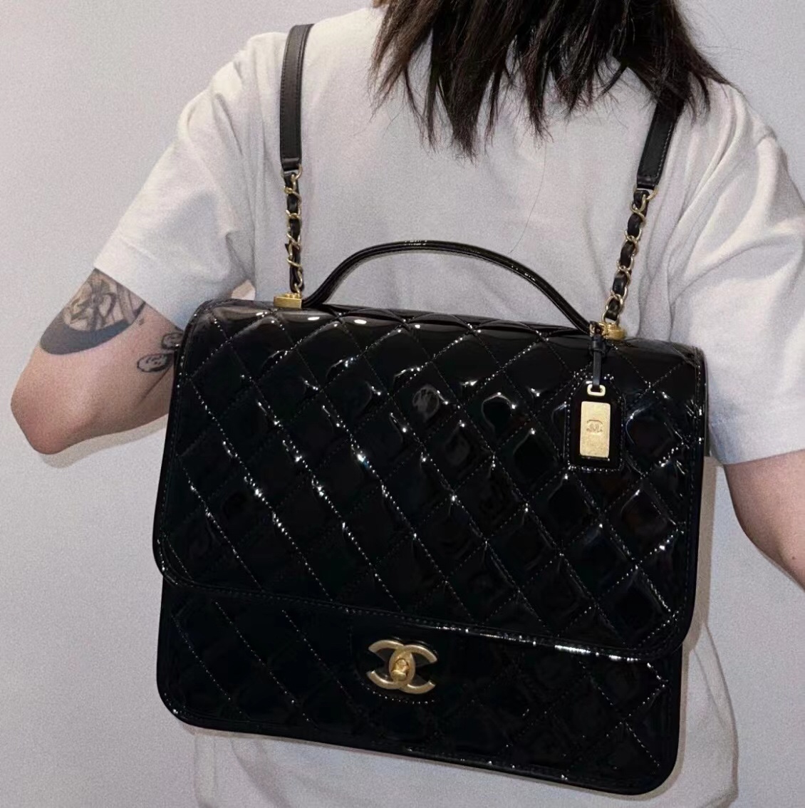El mejor bolso grande que Chanel ha sacado en estos años, lleno de elegancia, ¡cómpralo rápido para lucirlo en la calle!