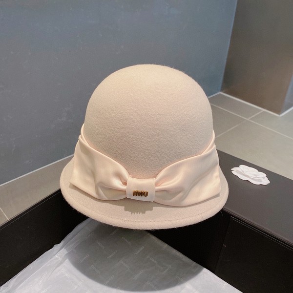 MiuMiu Hats Bucket Hat Straw Hat Wholesale Imitation Designer Replicas Beige Black Khaki White Wool Fall/Winter Collection