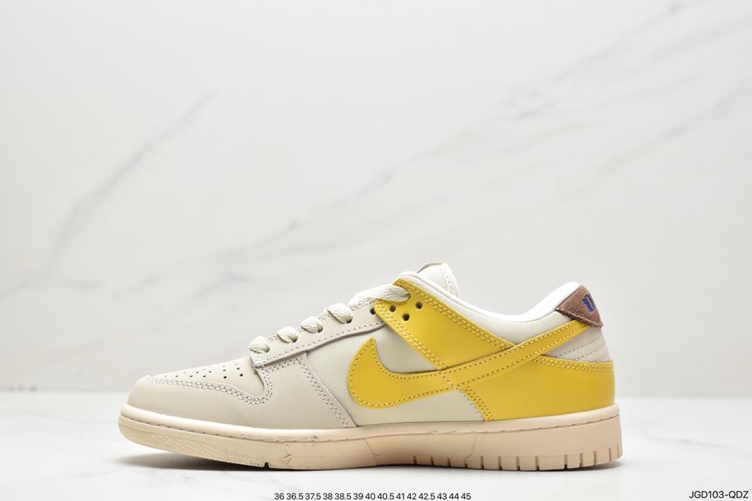 180 Nike Dunk Low “Banana” DR5487-100
