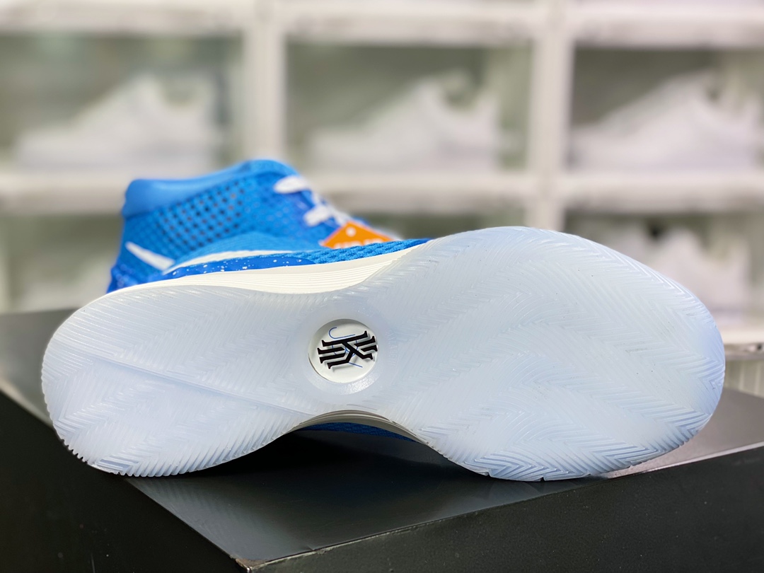 320  Kyrie 1 GS”World 1 People”欧文7代室内休闲篮球鞋“白蓝”705277-401