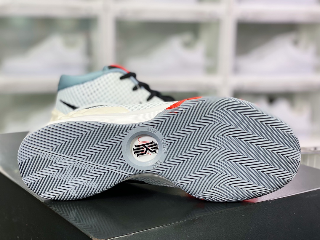 320 Kyrie 1 GS”World 1 People”欧文7代室内休闲运动中帮705277-100