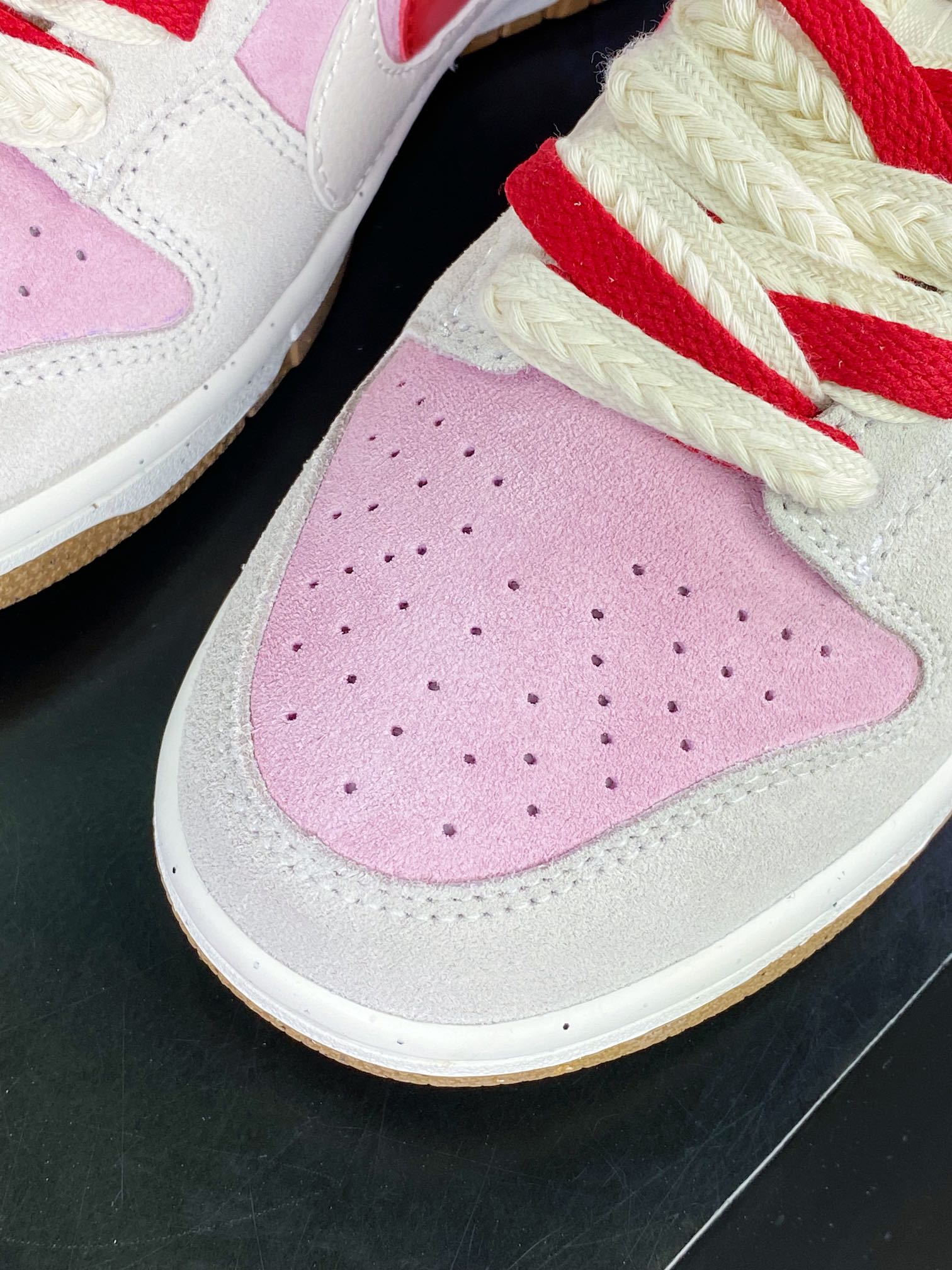 280 SB Dunk Low SE ”85 Green/Pink/Red”扣篮系列低帮板鞋DO9457-100