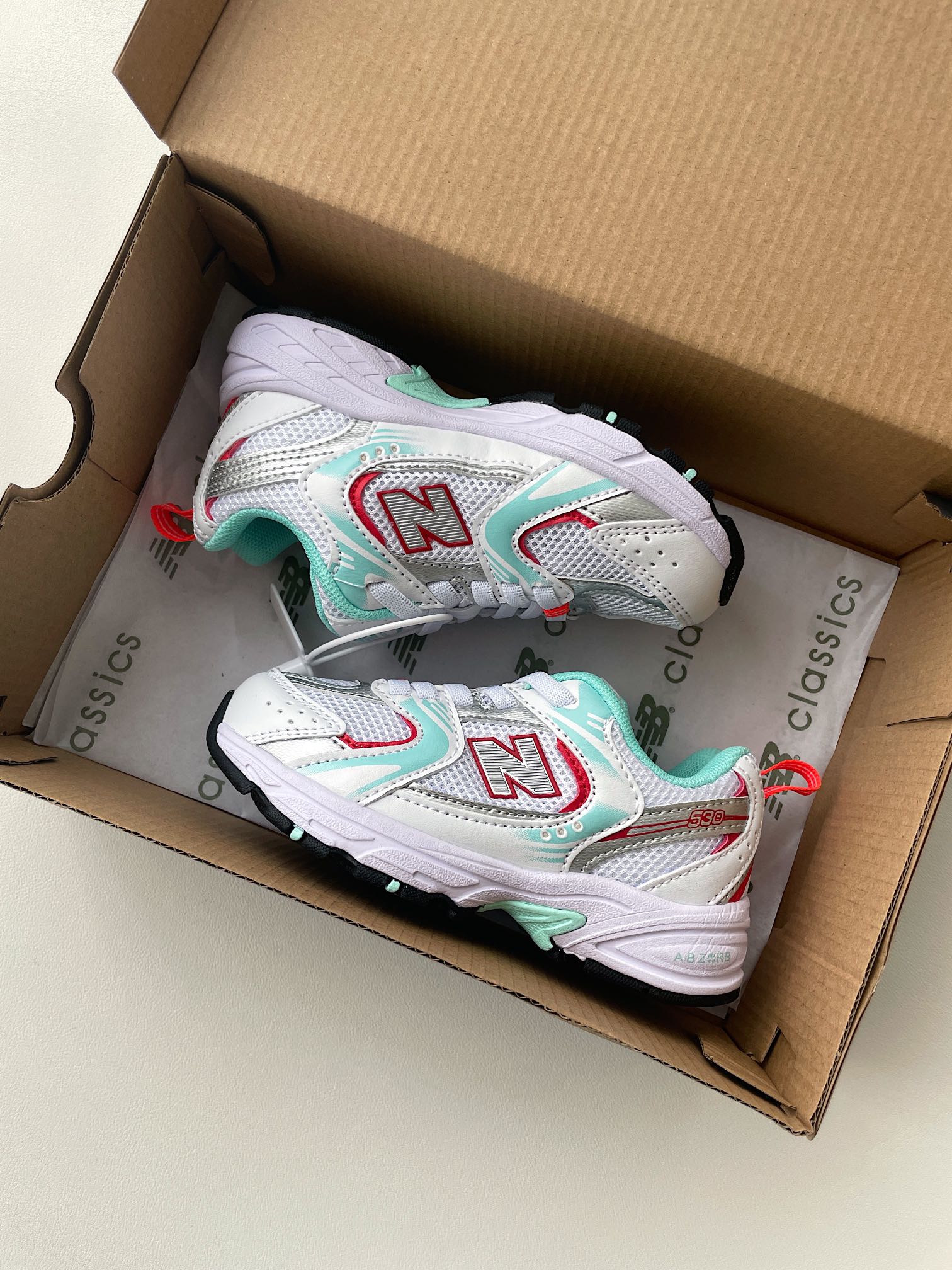 图片[8]-博主推荐👉🏻搭配神器NB530童鞋，活动仅需‼️ 🔥🔥顶级原版材质‼️‼️面料做工非常讲究，不管是从它的软硬度，还是质感来说，都非常好，最大程度上保证带来的舒适体验感✊🏻✊🏻✊🏻-选品中心