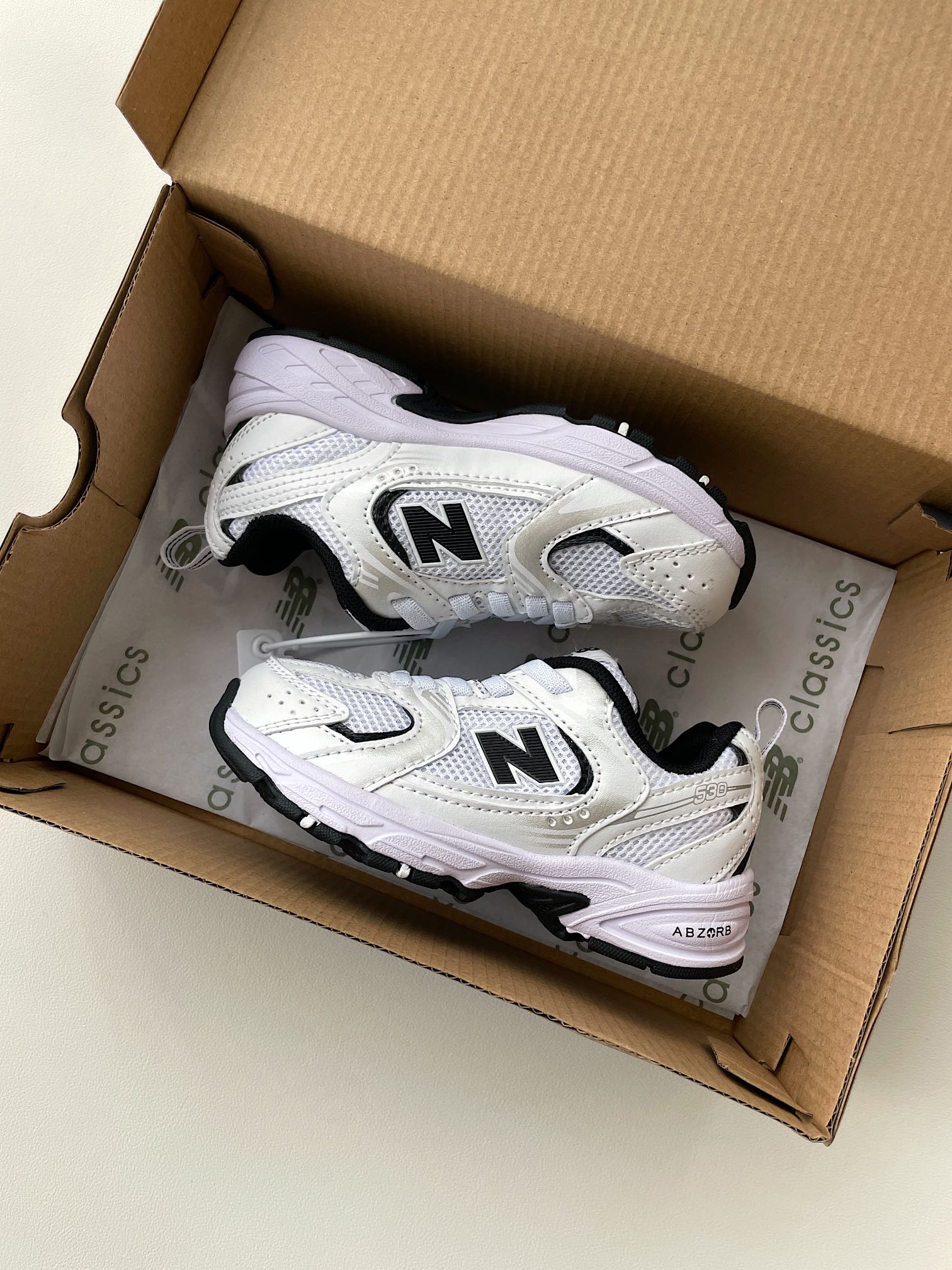 图片[4]-博主推荐👉🏻搭配神器NB530童鞋，活动仅需‼️ 🔥🔥顶级原版材质‼️‼️面料做工非常讲究，不管是从它的软硬度，还是质感来说，都非常好，最大程度上保证带来的舒适体验感✊🏻✊🏻✊🏻-选品中心