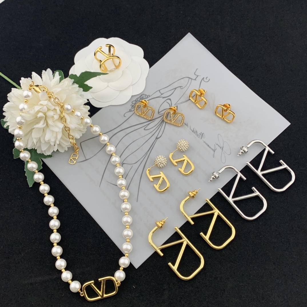 발렌티노 귀걸이 63617 Valentino Earrings