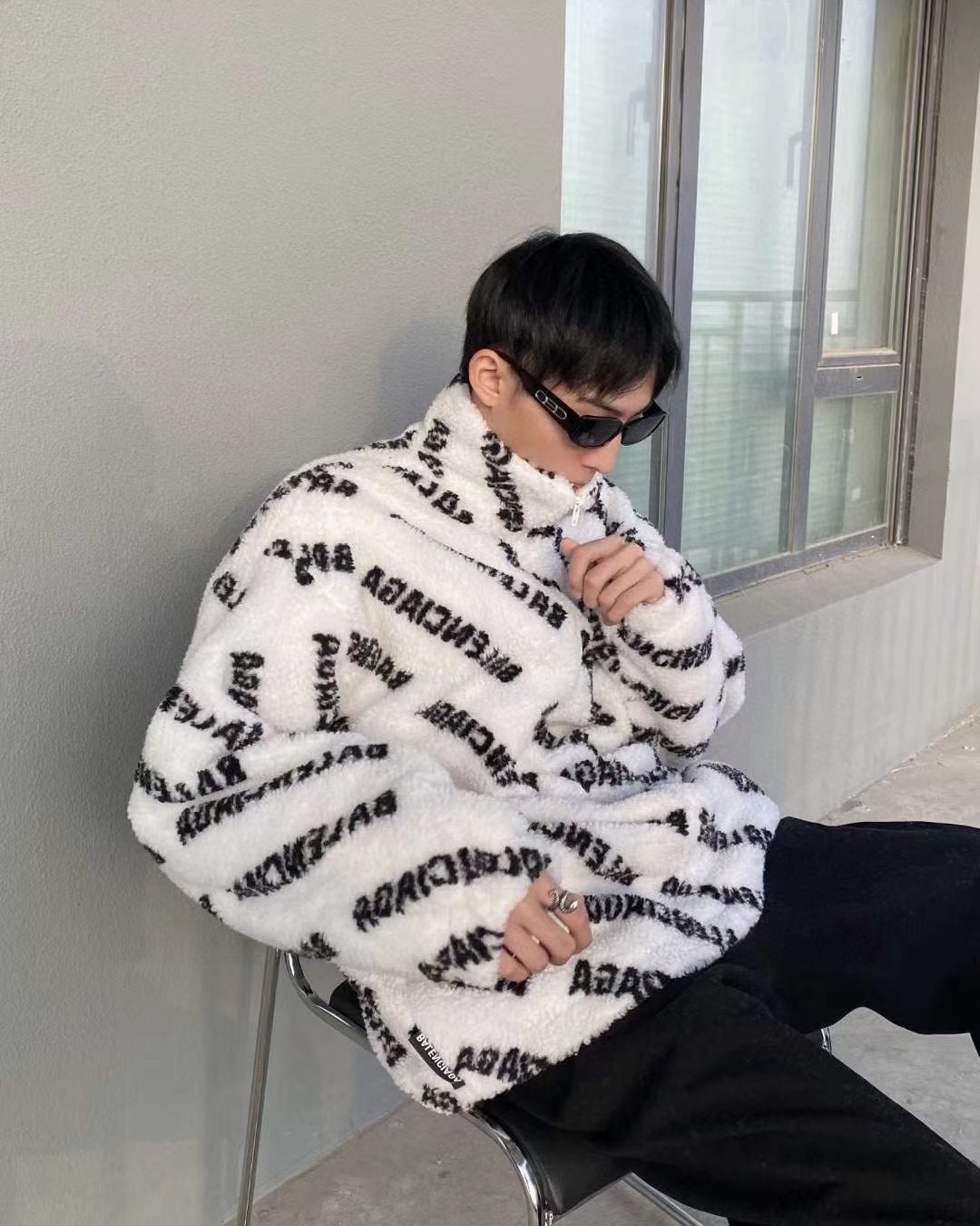 顶级版本跑量 2022秋冬新款巴黎世家 balenciaga 字母满Logo弹幕泰迪皮草大衣外套