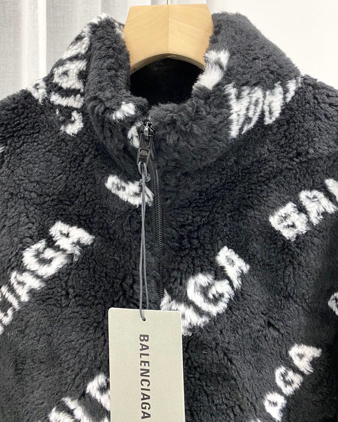 顶级版本跑量 2022秋冬新款巴黎世家 balenciaga 字母满Logo弹幕泰迪皮草大衣外套